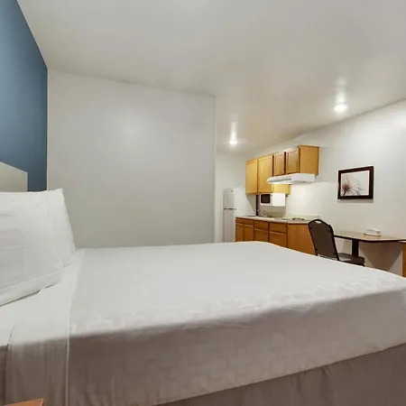 Woodspring Suites Houston Willowbrook Exterior photo